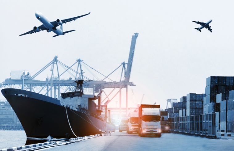 La plateforme Atlas Connect présente des outils de suivi des expéditions et de logistique.